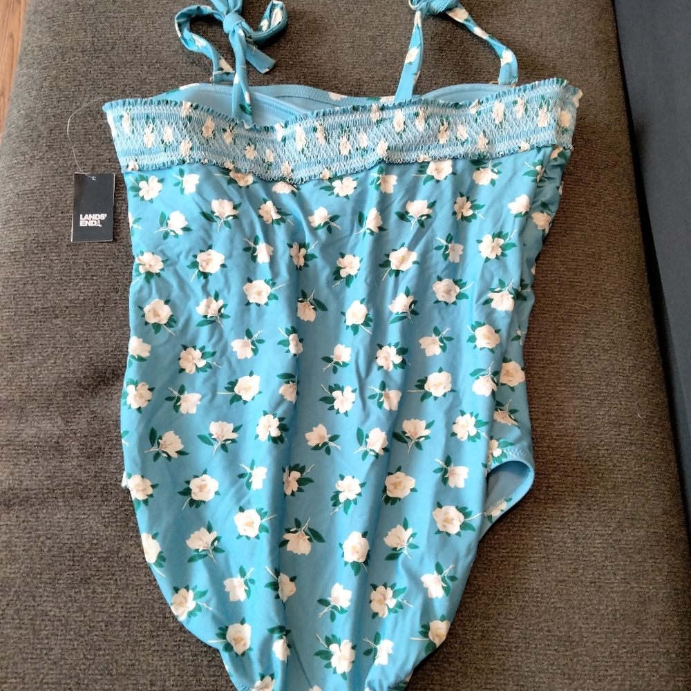 Draper James Lands' End 16w swimsuit - Picture 3 of 4